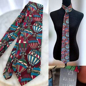 Mickey Mouse Disney Silk Tie 3.5” W 51” L